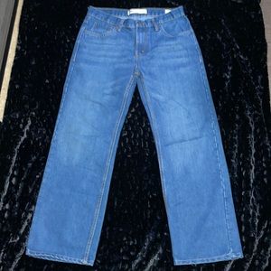 (2) Levis Jeans